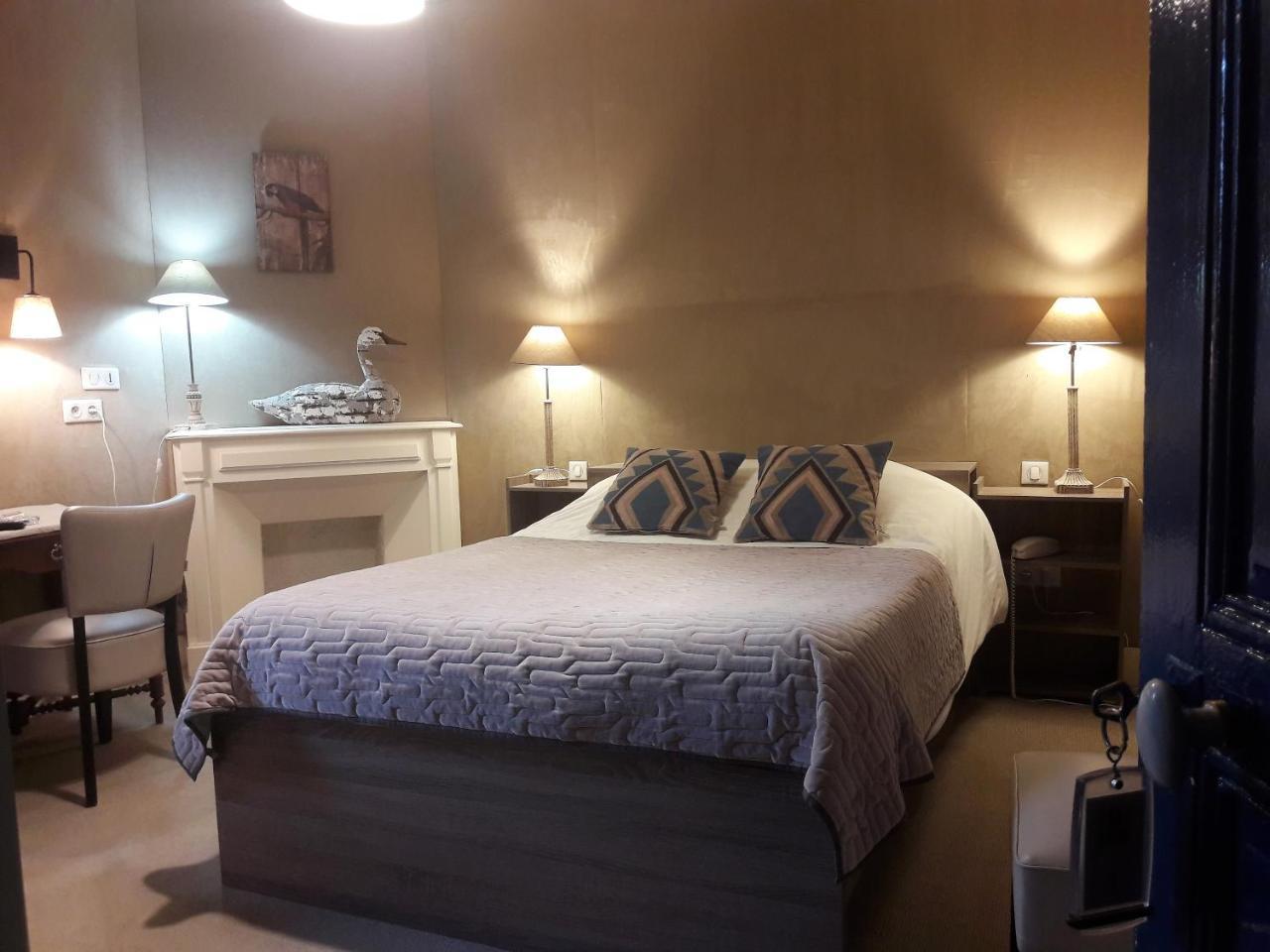 Logishotels Le Relais Du Quercy Meyssac Экстерьер фото